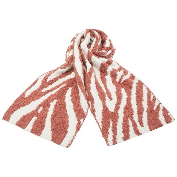 NWT Marcus Adler New York Zebra Print Soft Comfy Terry Scarf - Picture 3 of 3